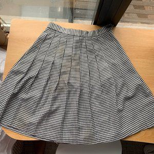 The Vintage Twin Mid-Length Houndstooth Pleated Skirt